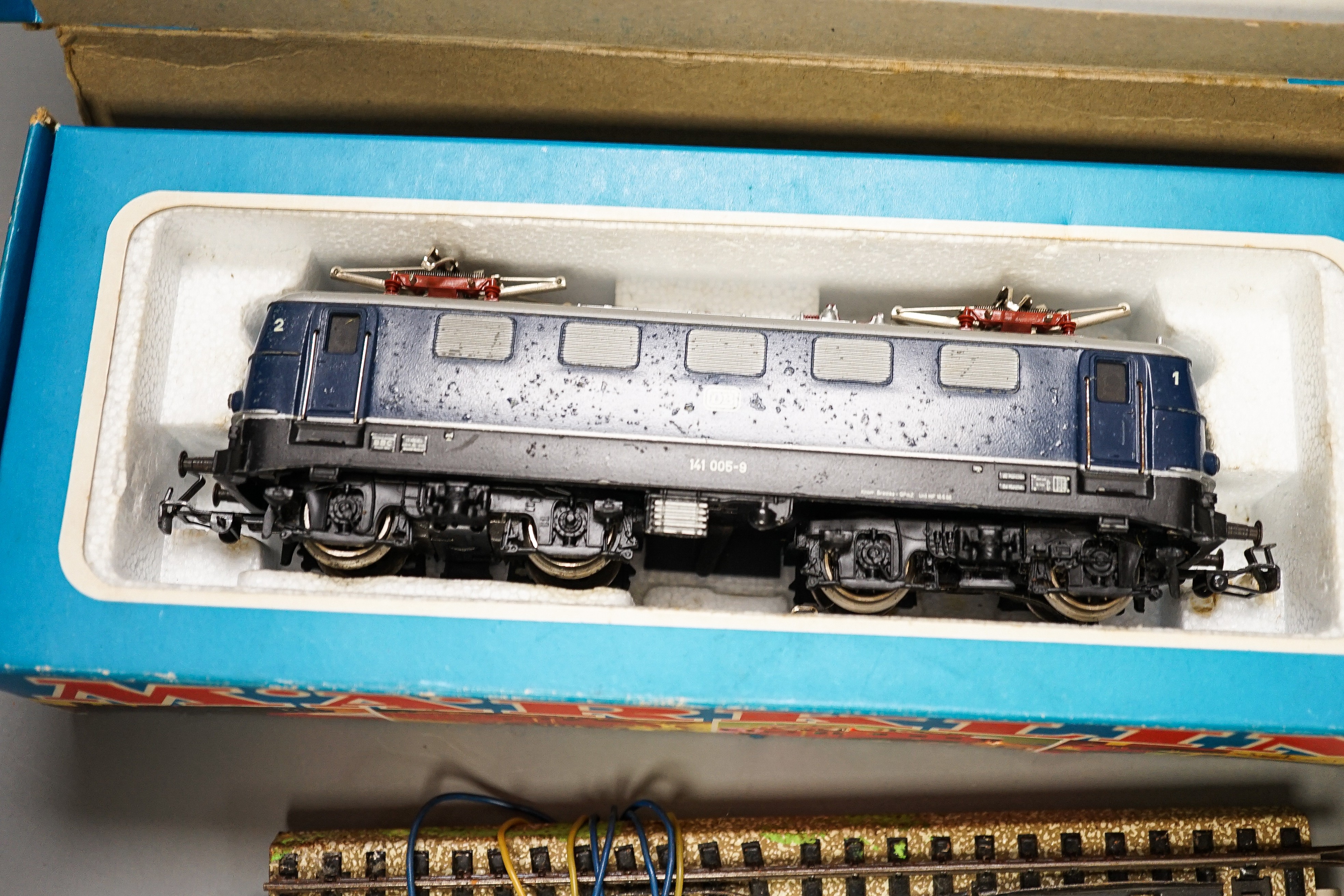 A Marklin OO gauge passenger set, pre-war, including locomotive original box, etc.